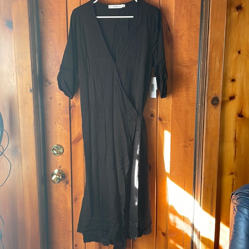 Just Fab Wrap Dress Size XL Black